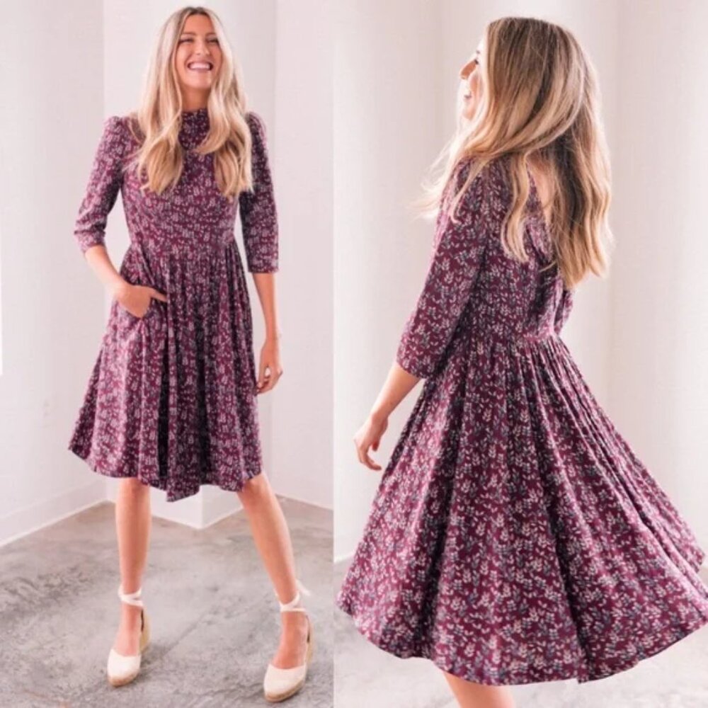 Gal Meets Glam Collection Beth V-Back Bow Burgundy Leaf Print Dress 0 *Rare
